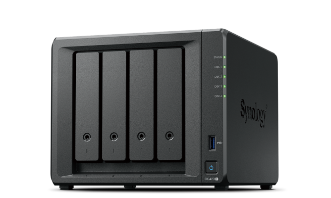 Synology QC 2,0GhzCPU/2GB(6)/RAID0,1,10,5,6/upto 4HP HDD SATA(3.5', 2.5')/2xUSB3.2/2xGbE/iSCSI/2xIPcam(up to 40)/1xPS/1YW(repl DS420+)'